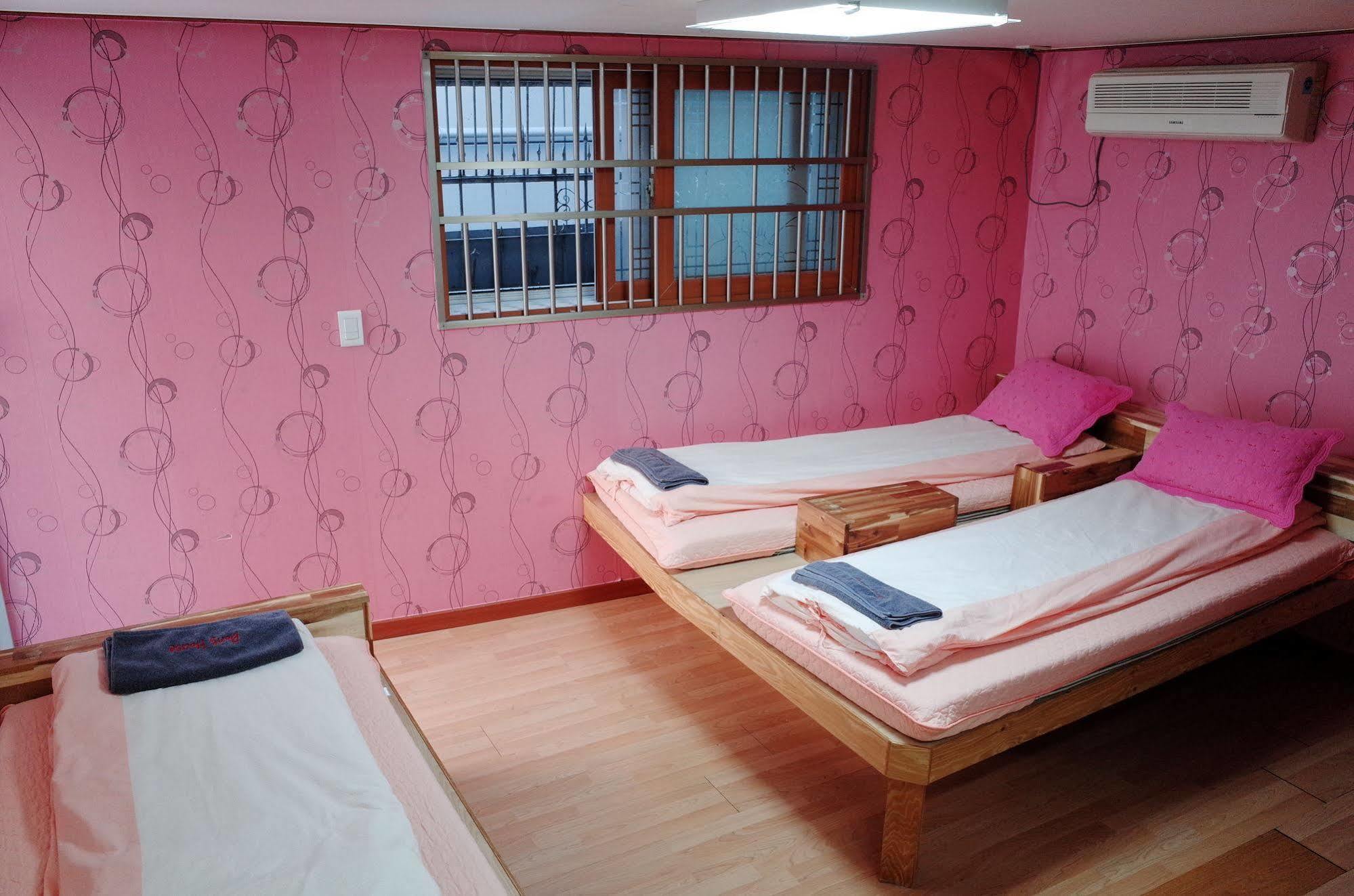 Hostel Bong Backpackers Seoul Exterior foto